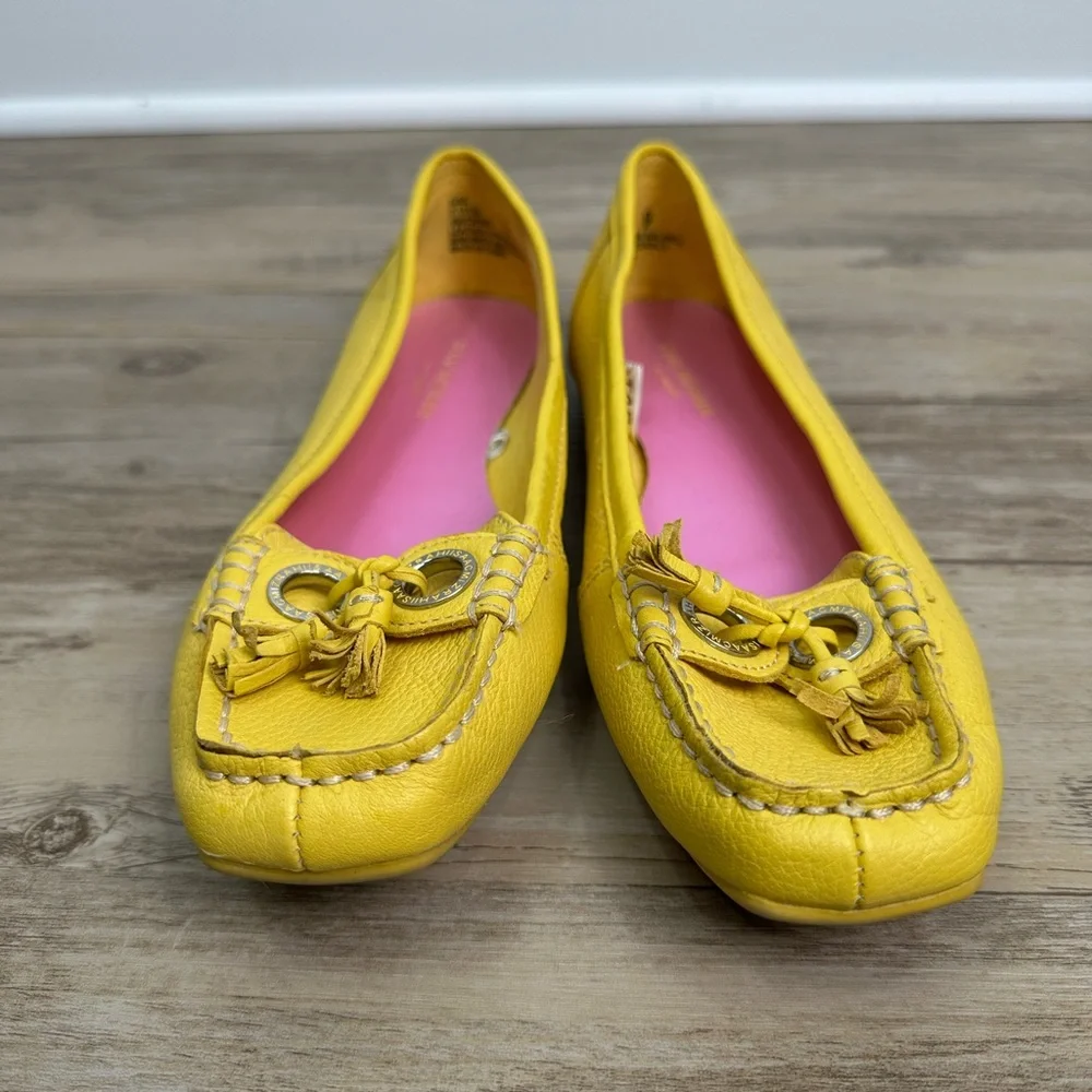 Isaac Mizrahi Gail Yellow Leather Loafers Shoes Size 9